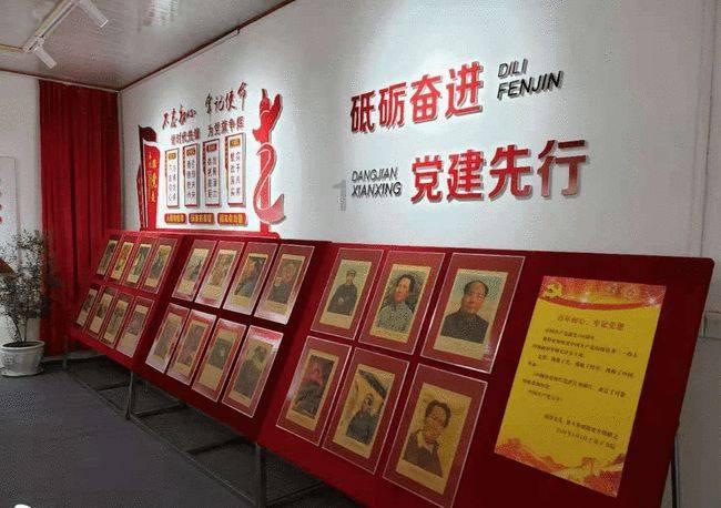 一种穿搭火了,“露脐装”展现春季魔鬼身材,杨颖也忍不住了